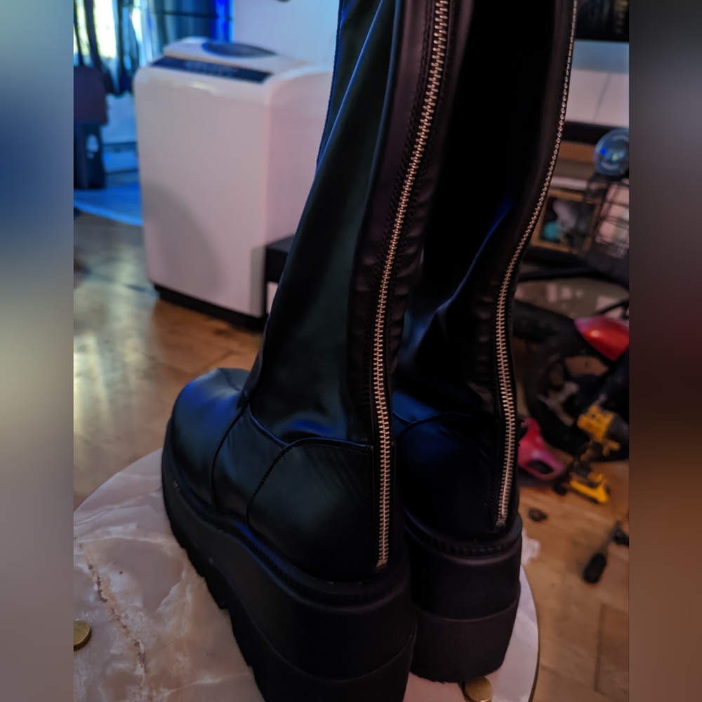 Demonia Knee high Knight Boots